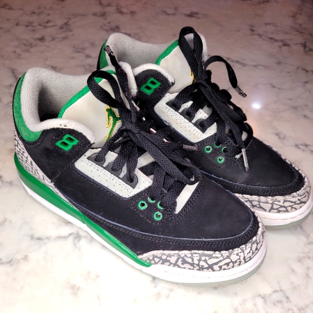 Jordan 3s
